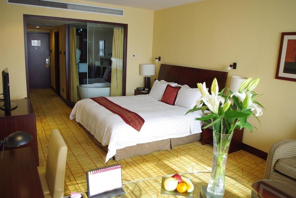 Yun-Zen Jinling World Trade Plaza Hotel Shijiazhuang Bagian luar foto