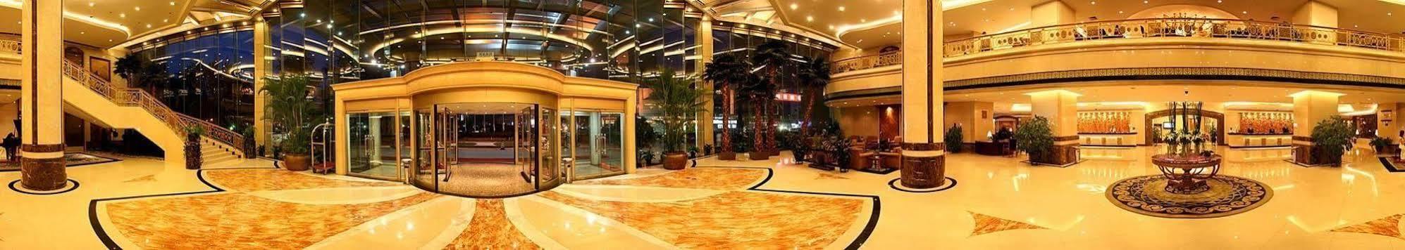 Yun-Zen Jinling World Trade Plaza Hotel Shijiazhuang Bagian luar foto