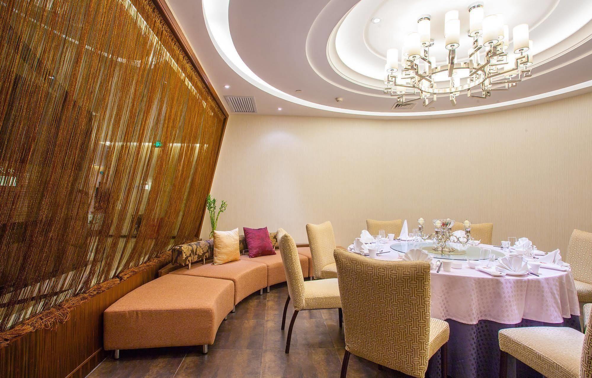 Yun-Zen Jinling World Trade Plaza Hotel Shijiazhuang Bagian luar foto