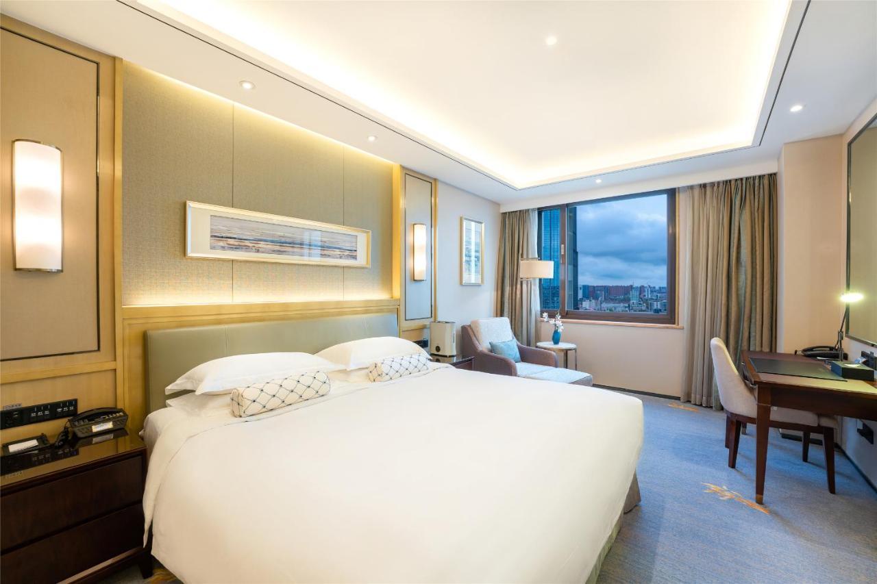 Yun-Zen Jinling World Trade Plaza Hotel Shijiazhuang Bagian luar foto